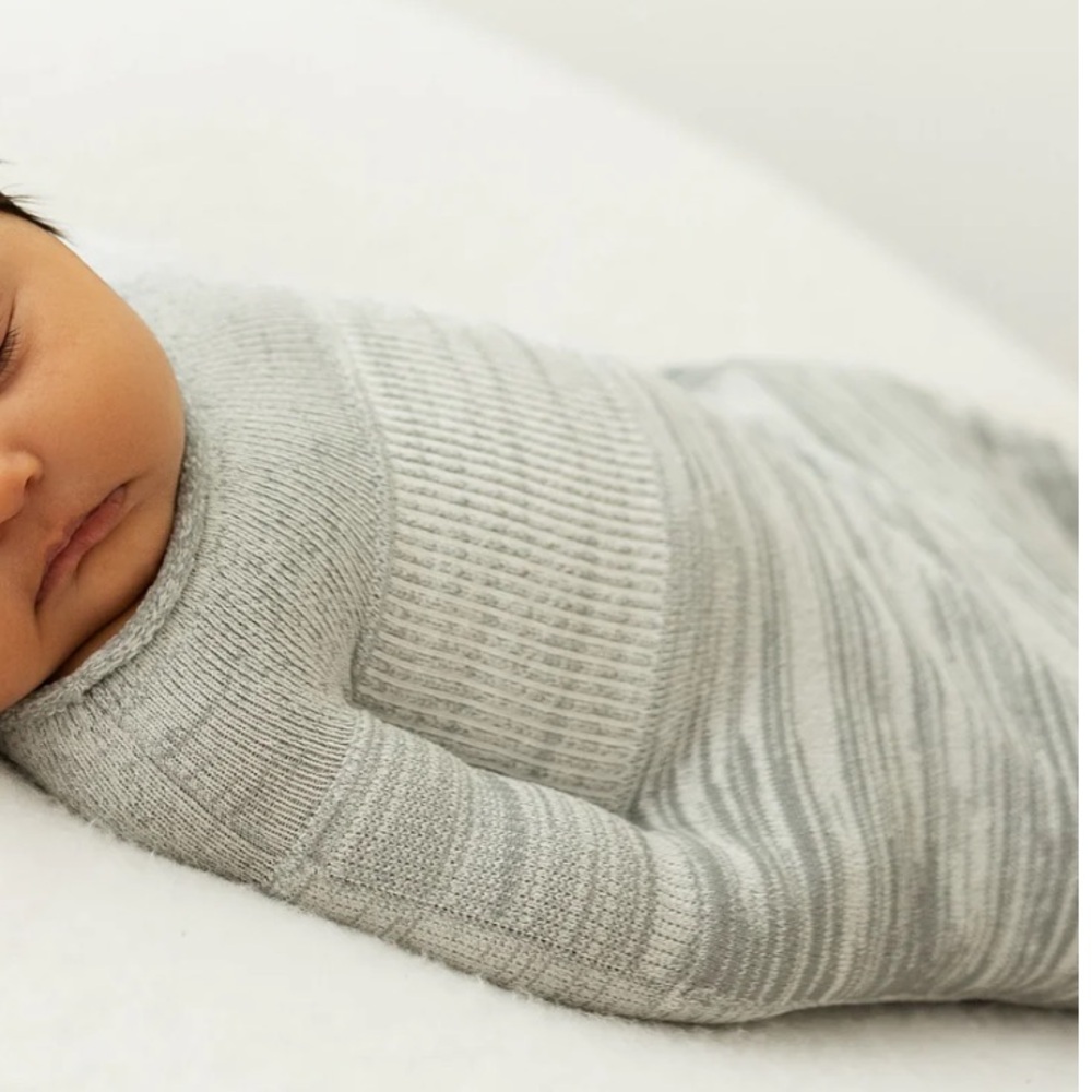 Swaddlelini grey swaddle size small